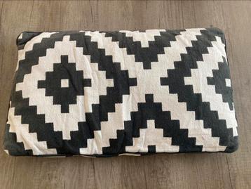 Gaaf zwart - wit kelim kussen 63 X 38 cm  beschikbaar voor biedingen