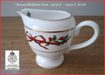 ROOM/MELKKAN  "Holly Ribbons" -  Royal Worcester Porselein beschikbaar voor biedingen