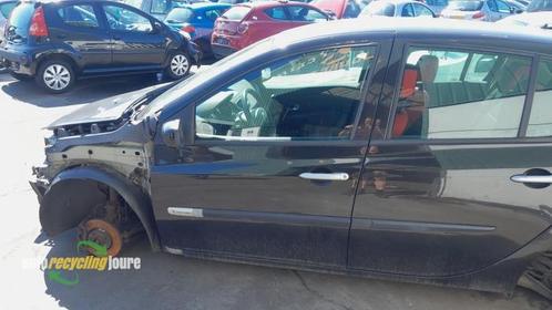 Portier 4Deurs links-voor van een Renault Clio (NV676), Auto-onderdelen, Carrosserie en Plaatwerk, Deur, Renault, Gebruikt, 3 maanden garantie