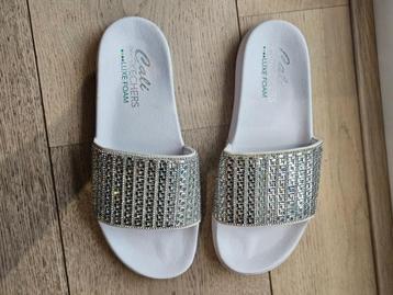 Skechers slippers maat 40 NIEUW! beschikbaar voor biedingen