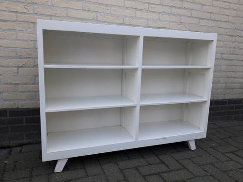 VINTAGE SCHOOLKAST('60)(op school als boekenkast gebruikt)!, Antiek en Kunst, Curiosa en Brocante, Ophalen