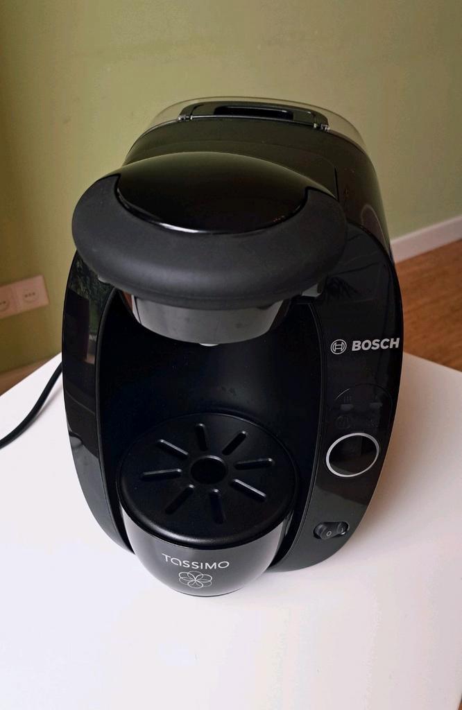 Bosch TASSIMO zwart, Witgoed en Apparatuur, Koffiezetapparaten, Zo goed als nieuw, Koffiepads en cups, Koffiemachine, Afneembaar waterreservoir