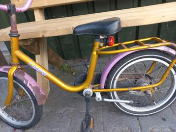 16 inch kinderfietsje beschikbaar voor biedingen