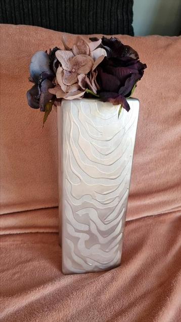 Nieuwe vaas - 20 hoog - 8 euro = vaste prijs beschikbaar voor biedingen