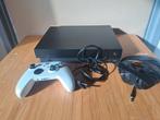 Xbox one x, Spelcomputers en Games, Met headset, Ophalen of Verzenden, Zo goed als nieuw, Met 1 controller