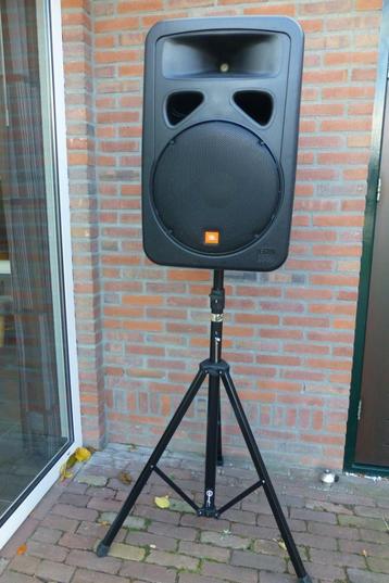 JBL EON 1500 Speakers beschikbaar voor biedingen