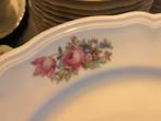 12 persoon Kahle servies met bloemen, Huis en Inrichting, Ophalen, Zo goed als nieuw, Bord(en), Overige stijlen
