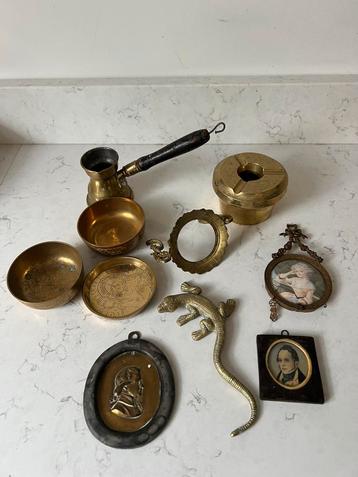 Div. koperen items, asbak, salamander, koffiekannetje. beschikbaar voor biedingen