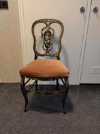 Vintage stoeltje, details met schelp, Huis en Inrichting, Stoelen, Ophalen, Gebruikt, Zwart, Eén