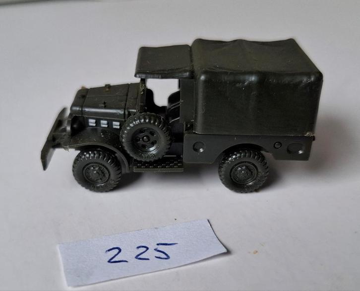 Roco Minitanks 225 Dodge WC52 Weapons carrier, 4x4, 1/87, Hobby en Vrije tijd, Modelauto's | 1:87, Zo goed als nieuw, Bus of Vrachtwagen