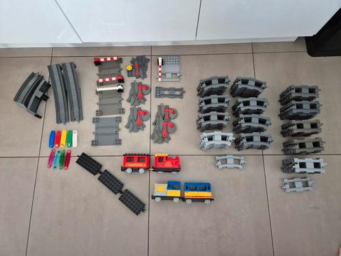 Complete DUPLO treinbaan (134 rails) + rijdende trein!, Kinderen en Baby's, Speelgoed | Duplo en Lego, Gebruikt, Duplo, Ophalen of Verzenden