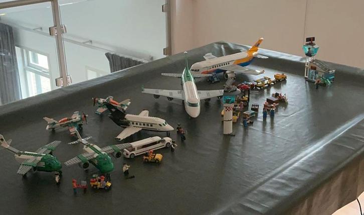 Lego vliegtuigen. 60022, 60101, 60102, 60262, 42117, Kinderen en Baby's, Speelgoed | Duplo en Lego, Gebruikt, Ophalen of Verzenden