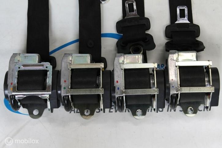 2 gordels voor + 2 gordels achter Porsche Cayenne (2003-2010, Auto-onderdelen, Interieur en Bekleding