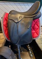 Wintec HART 500 dressuurzadel 17 inch CAIR, Dieren en Toebehoren, Ophalen, Zo goed als nieuw, Dressuur