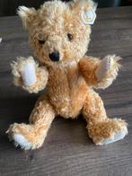 Bijenkorf beertje - beweegbare armen en benen - 17 cm (KWF), Verzamelen, Beren en Cherished Teddies, Ophalen of Verzenden, Zo goed als nieuw