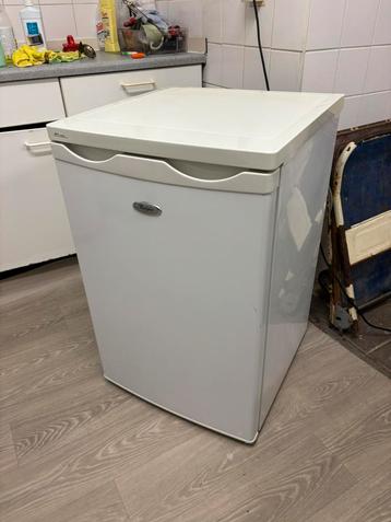 Whirlpool Tafelmodel Koelkast - Met Vriesvak - Werkt Goed beschikbaar voor biedingen