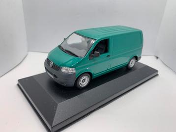 Volkswagen Transporter (Type T5) 2003 - MiniChamps beschikbaar voor biedingen