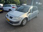 Renault Mégane 1.6-16V Dynamique Comfort, Voorwielaandrijving, Gebruikt, 4 cilinders, Origineel Nederlands