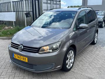 Volkswagen Touran 1.4 TSI Trendline 7p Automaat Clima beschikbaar voor biedingen