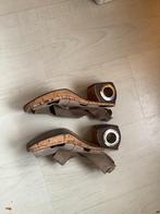 Dames sandaal jaren70 retro maat 39 kurk en suéde uit Italië, Beige, Gedragen, Sandalen of Muiltjes, Ophalen of Verzenden