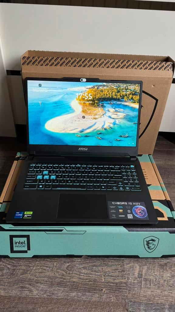 MSI laptop cyborg 15 a12v, Computers en Software, Windows Laptops, Zo goed als nieuw, 15 inch, 2 tot 3 Ghz, Ophalen
