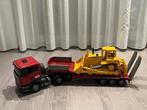 Bruder vrachtwagen met dieplader, Ophalen, Zo goed als nieuw