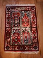 Perzisch tapijt orgineel 60x43, Huis en Inrichting, Stoffering | Tapijten en Kleden, Ophalen, Zo goed als nieuw, Rechthoekig, 200 cm of meer