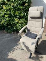 Prominent sta op stoel, Huis en Inrichting, Stoelen, Ophalen, Zo goed als nieuw, Eén, Stof