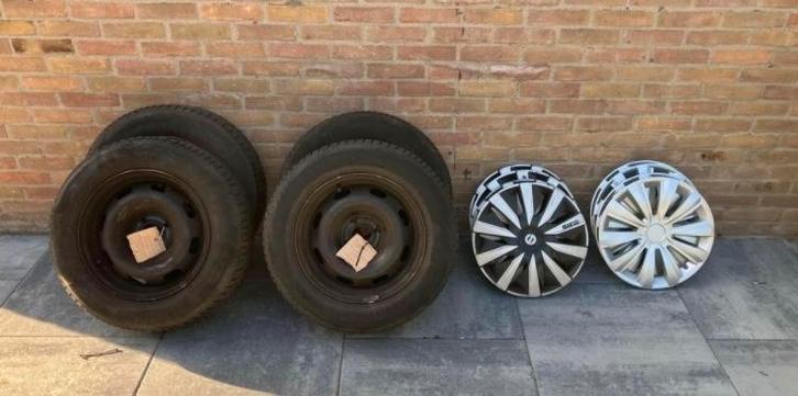 Winterbanden set 4x108 - 15 inch, Auto diversen, Auto-accessoires, Gebruikt, Ophalen of Verzenden