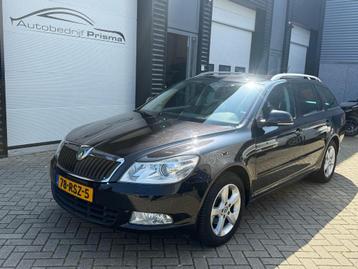 Skoda Octavia 1.2 TSI Combi | DSG | 2011 | Navi | Trekhaak  beschikbaar voor biedingen