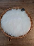 PetRebels Poezenmand stevig en rond met wit kussen, Ophalen of Verzenden, Zo goed als nieuw, Riet