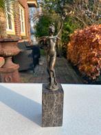 Bronzen sculptuur van een Erotisch Dame signed Milo, Ophalen of Verzenden, Brons