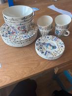 Iitalla uil servies, Huis en Inrichting, Keuken | Servies, Ophalen of Verzenden, Aardewerk, Overige stijlen, Bord(en)