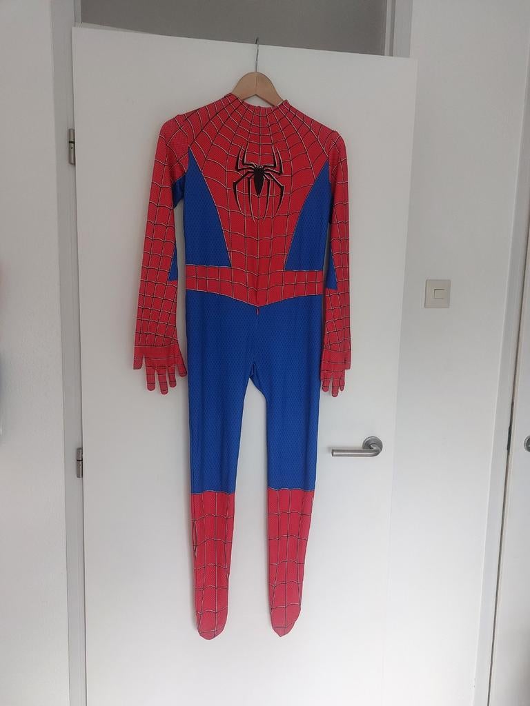 Spiderman pak - Maat 134-140, Kinderen en Baby's, Carnavalskleding en Verkleedspullen, Ophalen, Zo goed als nieuw, 134 t/m 140