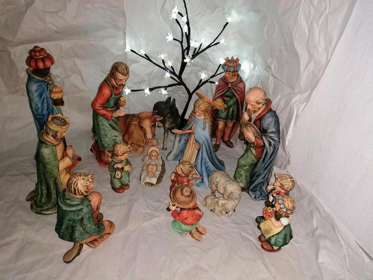 Goebel hummel kerstgroep kerststal nr. 260, Diversen, Kerst, Ophalen