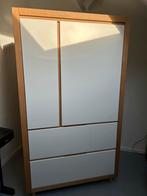Mooie houten kast voor op de kinderkamer van Petite Amelie, Kinderen en Baby's, Kinderkamer | Commodes en Kasten, Ophalen, Gebruikt