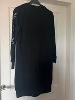 Zwarte jurk travelstof, Ophalen of Verzenden, Zo goed als nieuw, Zwart, Onder de knie