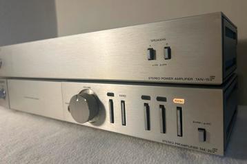 Vintage Sony voor- en eindversterker (Falcon serie) beschikbaar voor biedingen