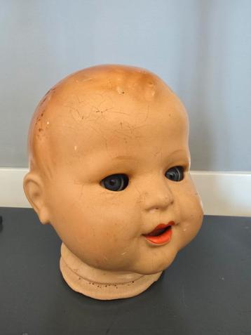 Antieke jaren 30 composieten baby hoofd (bew. Ogen) €25 beschikbaar voor biedingen