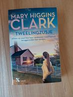 Mary Higgins Clark - Tweelingzusjes, Ophalen of Verzenden, Zo goed als nieuw, Nederland, Mary Higgins Clark