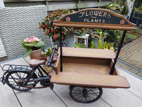 Ouderwetse bakfiets miniatuur. Leuke accessoire., Antiek en Kunst, Antiek | Woonaccessoires, Ophalen
