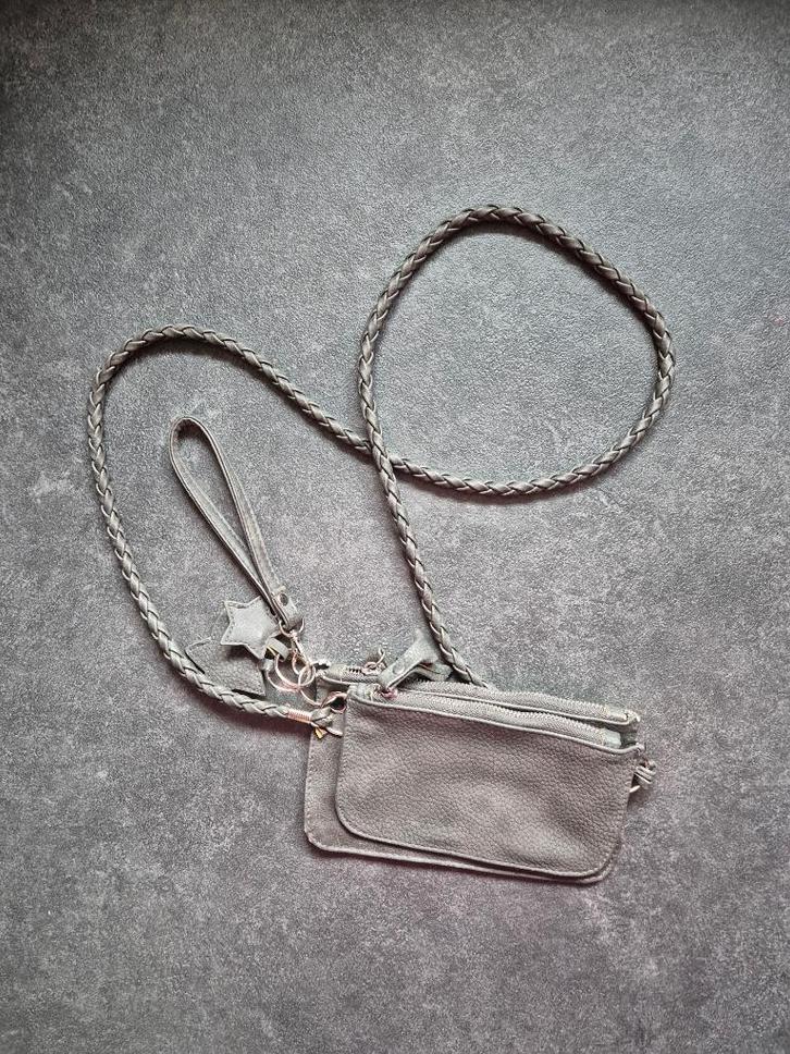 Antraciet handtas met schouderriem en handriem, Sieraden, Tassen en Uiterlijk, Tassen | Damestassen, Zo goed als nieuw, Avondtasje