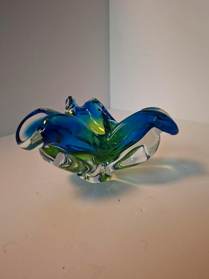 Murano Sommerso Schaaltje - Josef Hospodka Stijl, Sieraden, Tassen en Uiterlijk, Broches, Zo goed als nieuw, Overige materialen