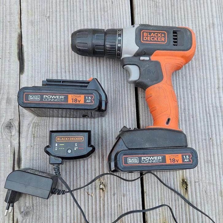 Accuboormachine Black+Decker 18V Power connect, Doe-het-zelf en Verbouw, Gereedschap | Boormachines, Gebruikt, Boor- en Schroefmachine