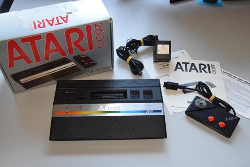 Atari 2600 Jr. Rev A Model met Originele Doos, Spelcomputers en Games, Spelcomputers | Atari, Zo goed als nieuw, Atari 2600, Met 1 controller