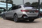 BMW i5 eDrive40 M Sport / Adaptieve LED / M Sportonderstel /, Automaat, Achterwielaandrijving, Zwart, Alcantara