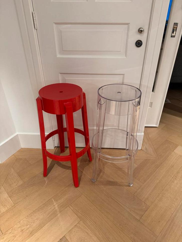 Kartell Barkruk CHARLES GHOST 75 CM, Huis en Inrichting, Barkrukken, Zo goed als nieuw, 60 tot 90 cm, Kunststof, 1 kruk, Ophalen