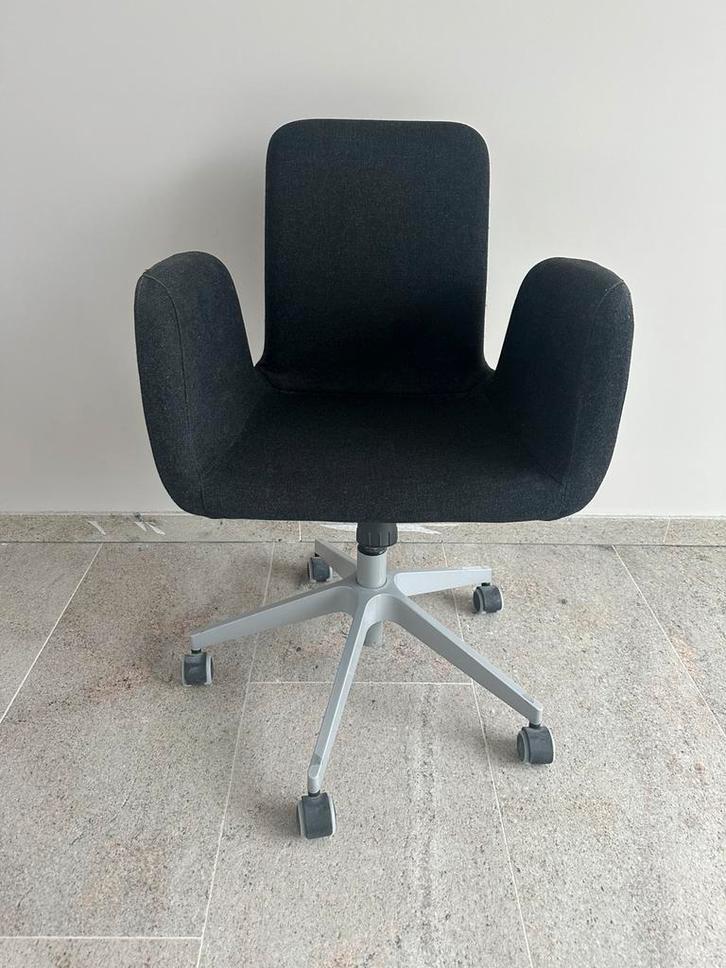 Bureaustoel IKEA Patrik – draaibaar, antracietgrijze stof, Huis en Inrichting, Bureaustoelen, Gebruikt, Bureaustoel, Zwart, Ophalen