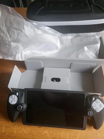 Zeer nette PS5 Portal remote player. beschikbaar voor biedingen