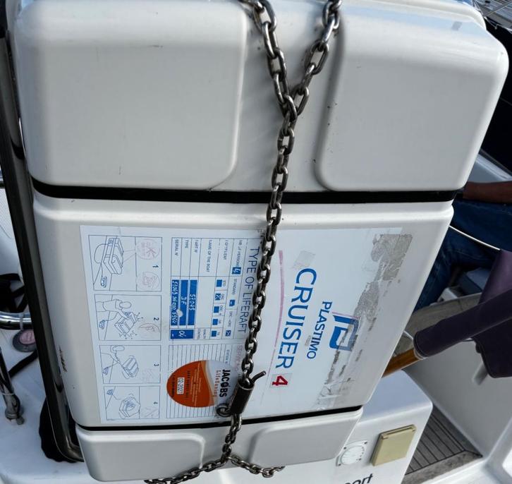 Reddingsvlot Plastimo Cruiser 4, Watersport en Boten, Accessoires en Onderhoud, Zo goed als nieuw, Overige typen, Ophalen